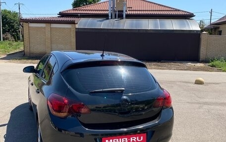 Opel Astra J, 2011 год, 680 000 рублей, 7 фотография