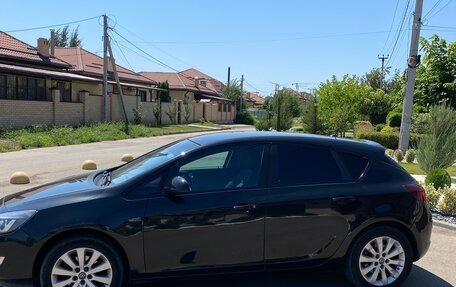 Opel Astra J, 2011 год, 680 000 рублей, 10 фотография