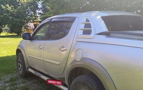 Mitsubishi L200 IV рестайлинг, 2012 год, 1 290 000 рублей, 4 фотография