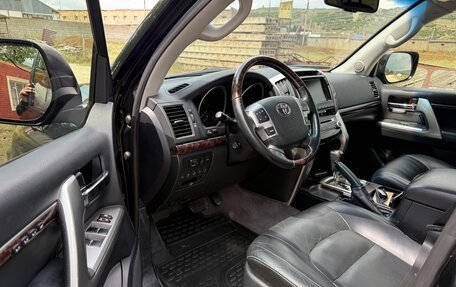 Toyota Land Cruiser 200, 2014 год, 4 650 000 рублей, 6 фотография