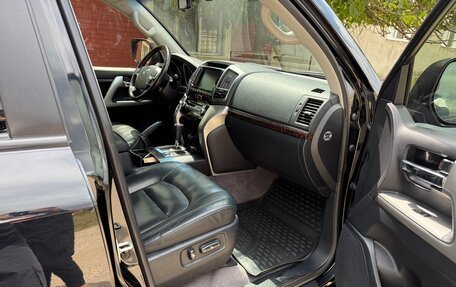 Toyota Land Cruiser 200, 2014 год, 4 650 000 рублей, 7 фотография