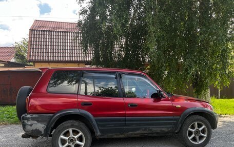 Toyota RAV4, 1996 год, 560 000 рублей, 2 фотография