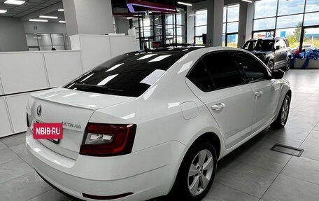 Skoda Octavia, 2018 год, 1 900 000 рублей, 3 фотография