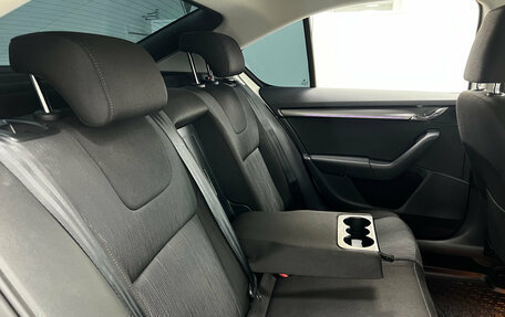 Skoda Octavia, 2018 год, 1 900 000 рублей, 19 фотография
