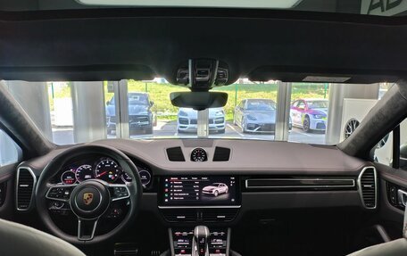 Porsche Cayenne III, 2023 год, 13 290 000 рублей, 12 фотография