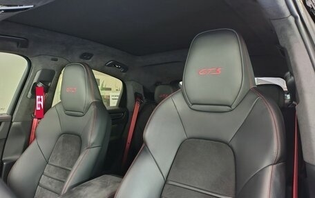 Porsche Cayenne III, 2023 год, 13 290 000 рублей, 11 фотография
