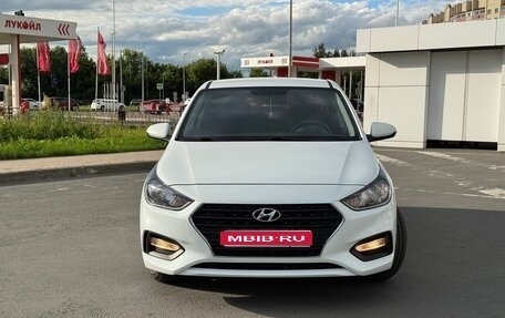 Hyundai Solaris II рестайлинг, 2018 год, 1 410 000 рублей, 1 фотография