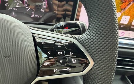 Volkswagen Tiguan, 2026 год, 4 897 000 рублей, 28 фотография