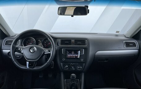 Volkswagen Jetta VI, 2017 год, 1 288 000 рублей, 14 фотография