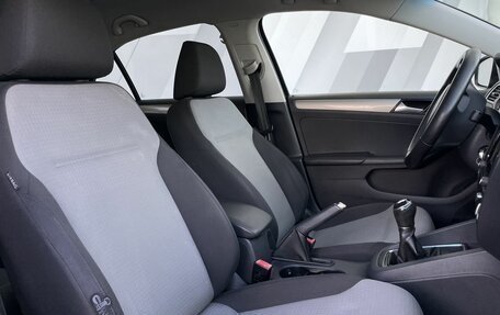 Volkswagen Jetta VI, 2017 год, 1 288 000 рублей, 24 фотография