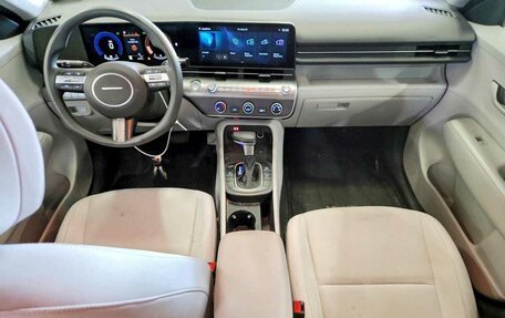 Hyundai Kona, 2023 год, 2 450 000 рублей, 9 фотография