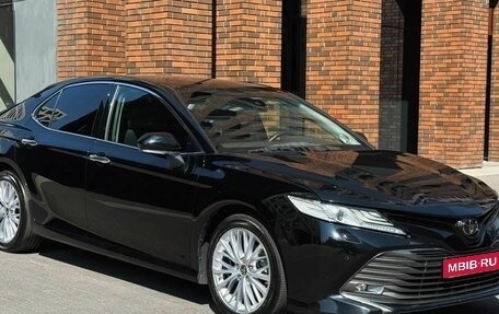 Toyota Camry, 2020 год, 2 350 000 рублей, 1 фотография