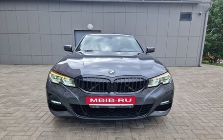 BMW 3 серия, 2021 год, 4 250 000 рублей, 3 фотография