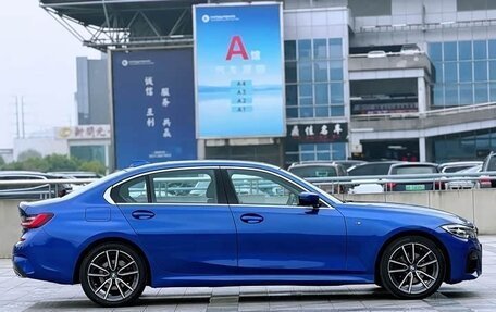 BMW 3 серия, 2022 год, 2 730 000 рублей, 3 фотография