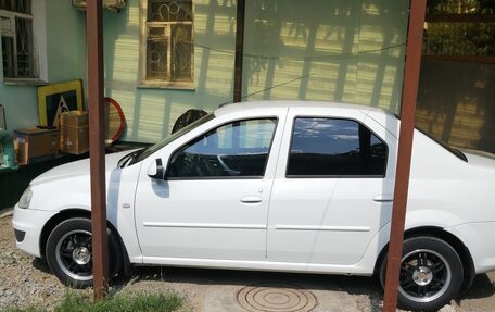 Renault Logan I, 2013 год, 500 000 рублей, 5 фотография