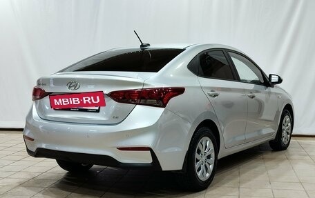 Hyundai Solaris II рестайлинг, 2017 год, 1 100 000 рублей, 5 фотография