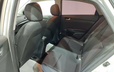 Hyundai Solaris II рестайлинг, 2017 год, 1 100 000 рублей, 18 фотография