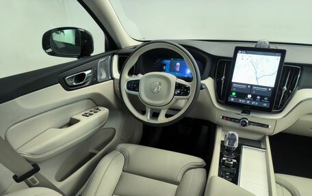 Volvo XC60 II, 2026 год, 8 600 000 рублей, 11 фотография