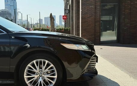 Toyota Camry, 2020 год, 2 350 000 рублей, 3 фотография