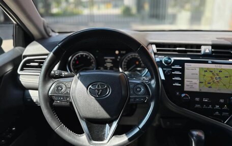 Toyota Camry, 2020 год, 2 350 000 рублей, 13 фотография
