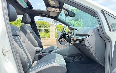 Volkswagen Golf VIII, 2022 год, 1 890 098 рублей, 10 фотография