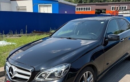 Mercedes-Benz E-Класс, 2015 год, 2 300 000 рублей, 1 фотография
