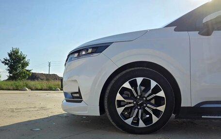 KIA Carnival, 2023 год, 5 000 000 рублей, 9 фотография