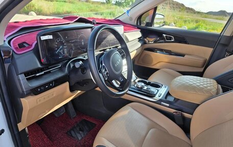 KIA Carnival, 2023 год, 5 000 000 рублей, 13 фотография