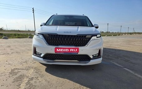 KIA Carnival, 2023 год, 5 000 000 рублей, 30 фотография