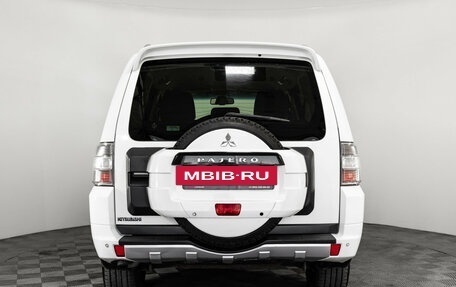 Mitsubishi Pajero IV, 2011 год, 1 599 000 рублей, 7 фотография