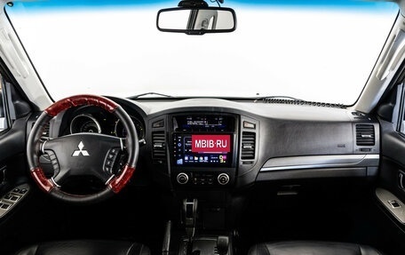 Mitsubishi Pajero IV, 2011 год, 1 599 000 рублей, 11 фотография