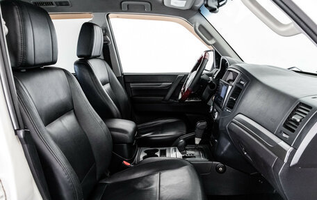 Mitsubishi Pajero IV, 2011 год, 1 599 000 рублей, 18 фотография