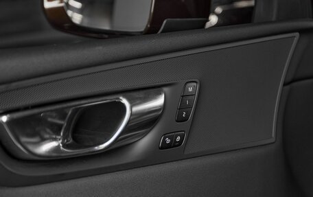 Volvo XC60 II, 2021 год, 3 999 000 рублей, 14 фотография