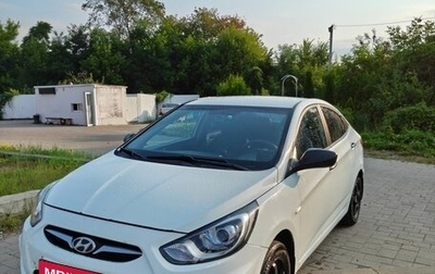 Hyundai Solaris II рестайлинг, 2013 год, 450 000 рублей, 1 фотография