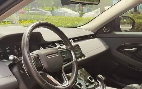 Land Rover Range Rover Evoque II, 2023 год, 4 230 000 рублей, 9 фотография