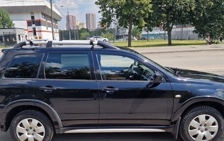 Mitsubishi Outlander III рестайлинг 3, 2007 год, 900 000 рублей, 2 фотография