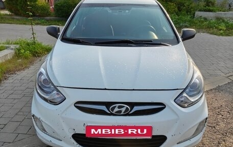 Hyundai Solaris II рестайлинг, 2013 год, 450 000 рублей, 7 фотография