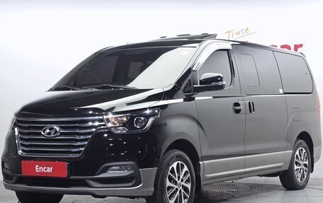 Hyundai Grand Starex Grand Starex I рестайлинг 2, 2020 год, 3 855 005 рублей, 3 фотография