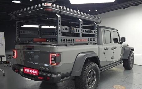 Jeep Gladiator, 2022 год, 5 700 000 рублей, 2 фотография