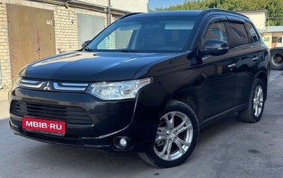 Mitsubishi Outlander III рестайлинг 3, 2013 год, 995 000 рублей, 1 фотография
