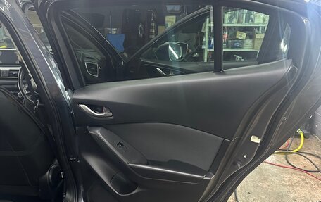 Mazda Axela, 2015 год, 1 095 000 рублей, 17 фотография