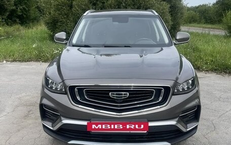 Geely Atlas, 2023 год, 1 950 000 рублей, 2 фотография