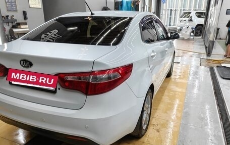 KIA Rio III рестайлинг, 2013 год, 945 000 рублей, 9 фотография