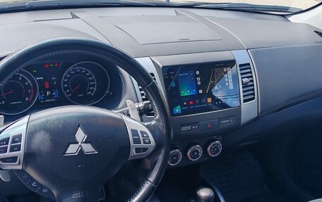 Mitsubishi Outlander III рестайлинг 3, 2008 год, 1 380 000 рублей, 8 фотография