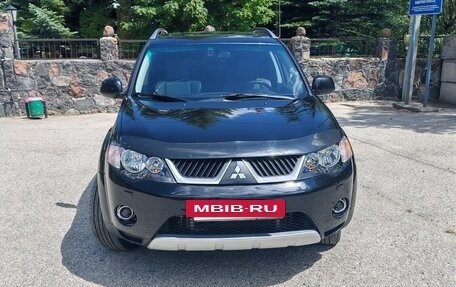 Mitsubishi Outlander III рестайлинг 3, 2008 год, 1 380 000 рублей, 2 фотография