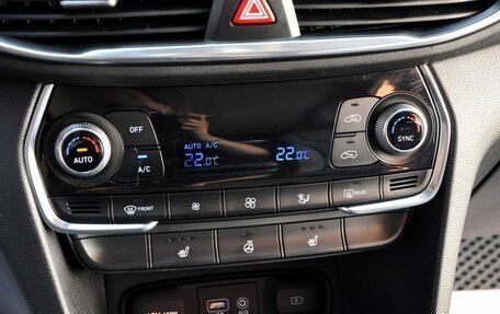 Hyundai Santa Fe IV, 2019 год, 2 550 000 рублей, 13 фотография