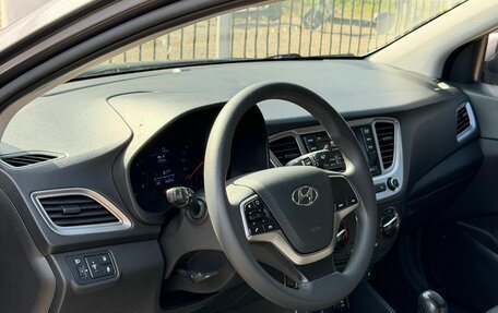 Hyundai Solaris II рестайлинг, 2021 год, 1 469 000 рублей, 8 фотография