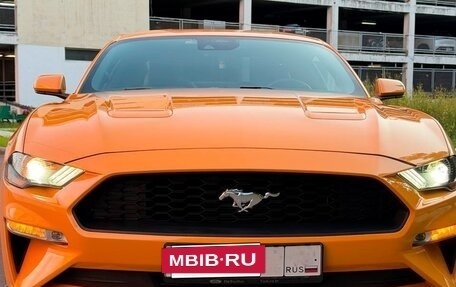 Ford Mustang VI рестайлинг, 2022 год, 4 580 000 рублей, 2 фотография