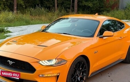 Ford Mustang VI рестайлинг, 2022 год, 4 580 000 рублей, 4 фотография