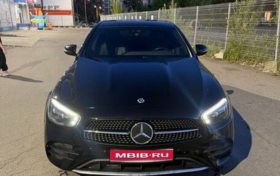 Mercedes-Benz E-Класс, 2022 год, 4 000 000 рублей, 1 фотография